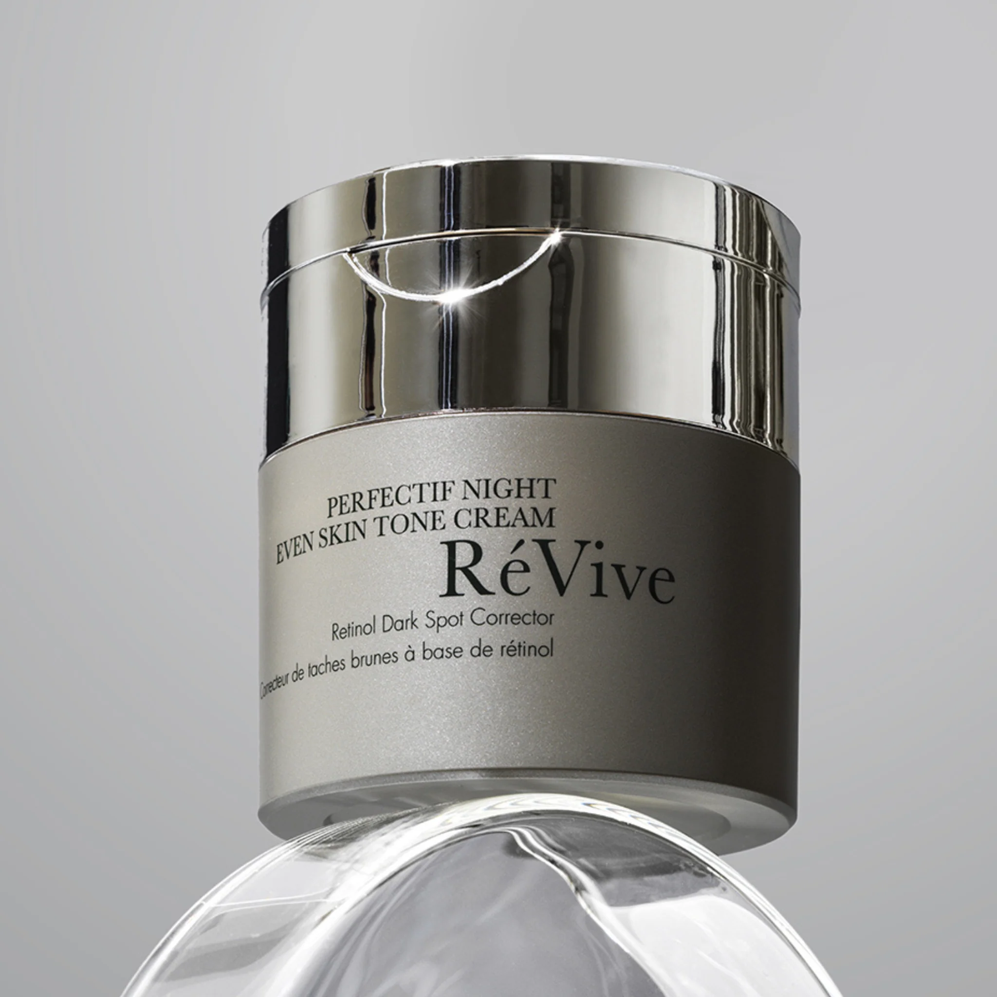 Perfectif Night Even Skin Tone Cream / Retinol Dark Spot Corrector - Image 4