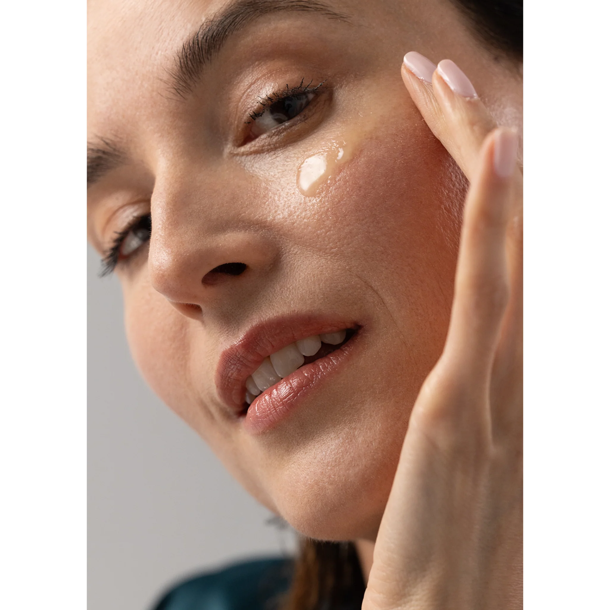 Peau Magnifique Eye Concentrate / Nightly Youth Renewal - Image 4